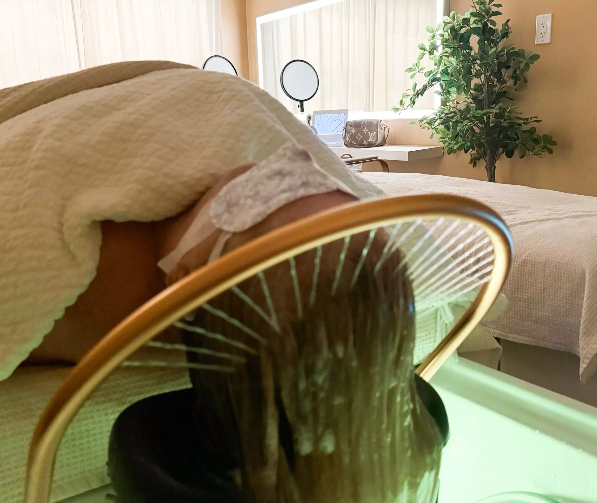 Up to 40% Off on Salon - Scalp Care at Luz Spa Studio