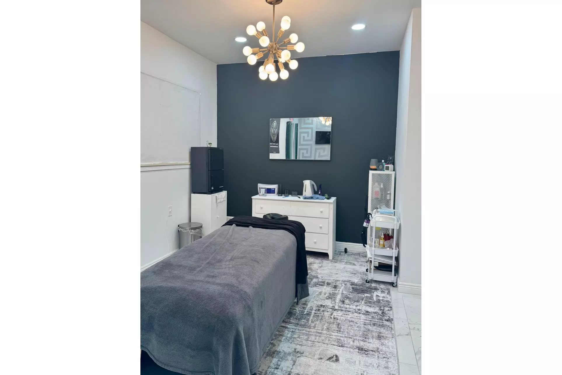 Revitalize with One 30-Min Reflexology Massage +Opt 24 Herbs Treatment