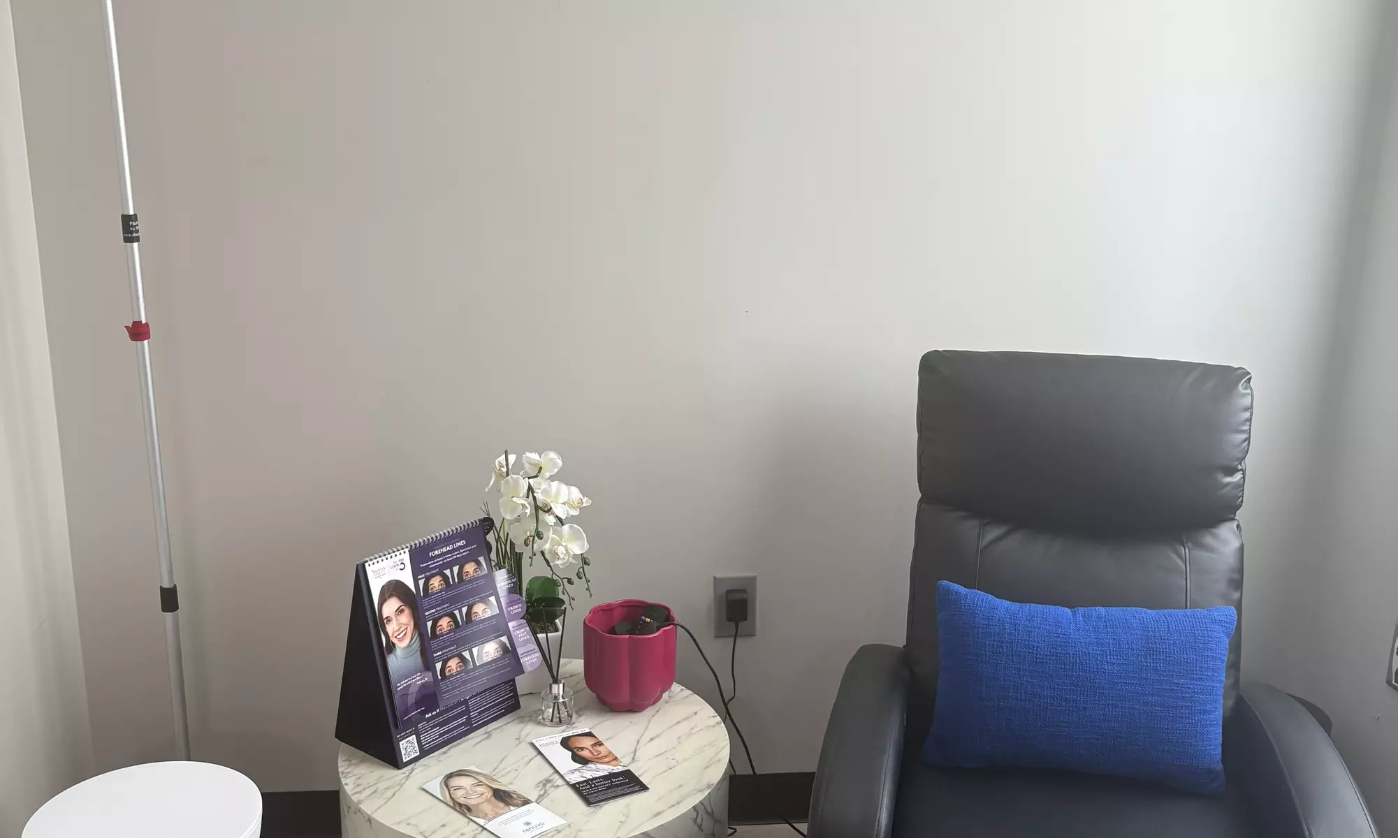 Daxxify Treatments with 20, 40, or 60 Units to Smooth Wrinkles