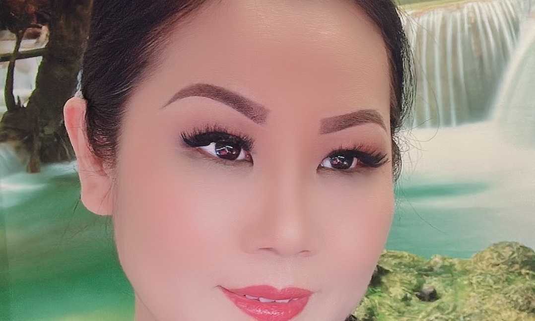 Up to 64% Off on Eyelash Extensions at Bxlashes
