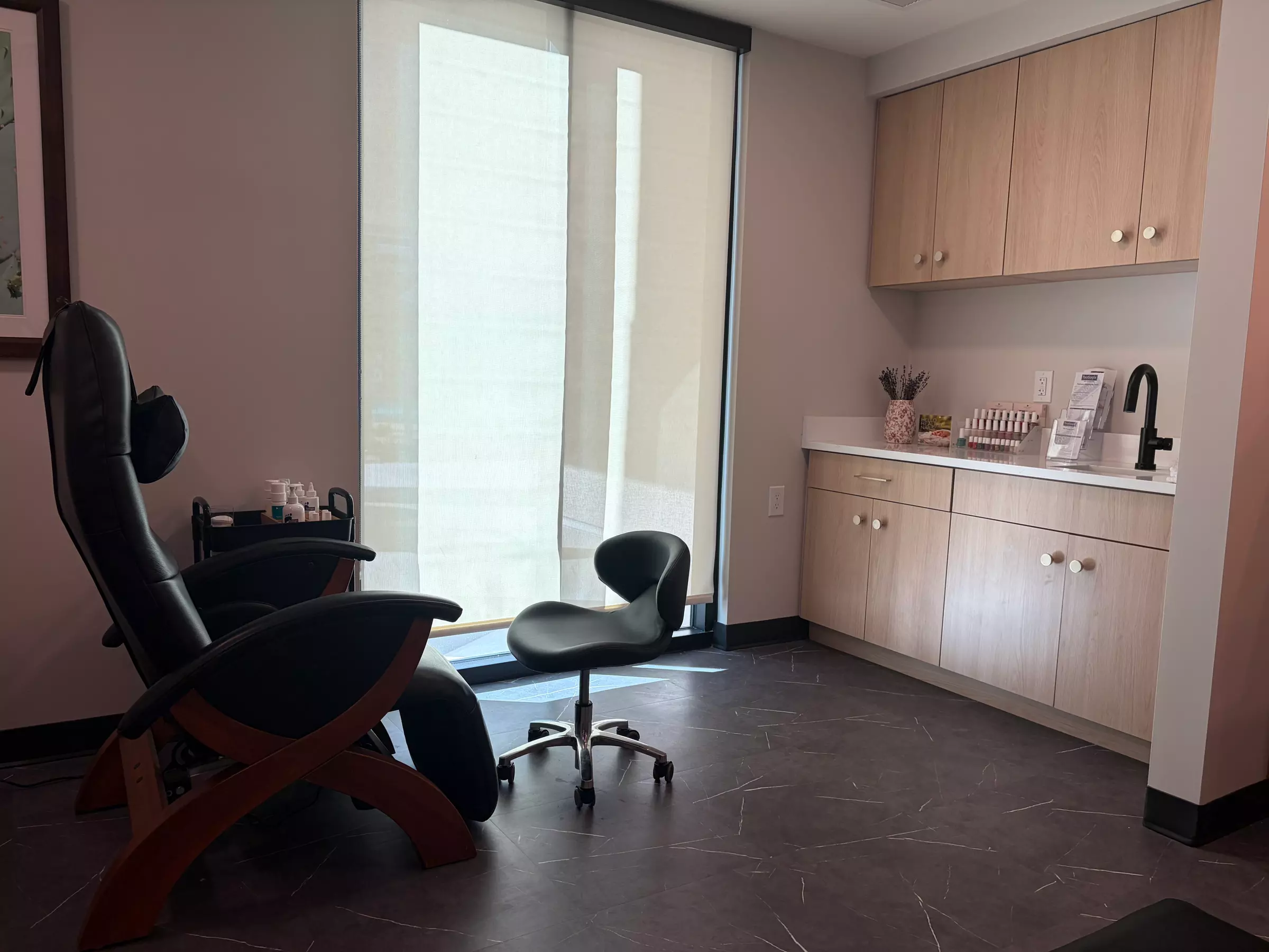 Expert Foot & Hand Care with Therapeutic Footlogix Products