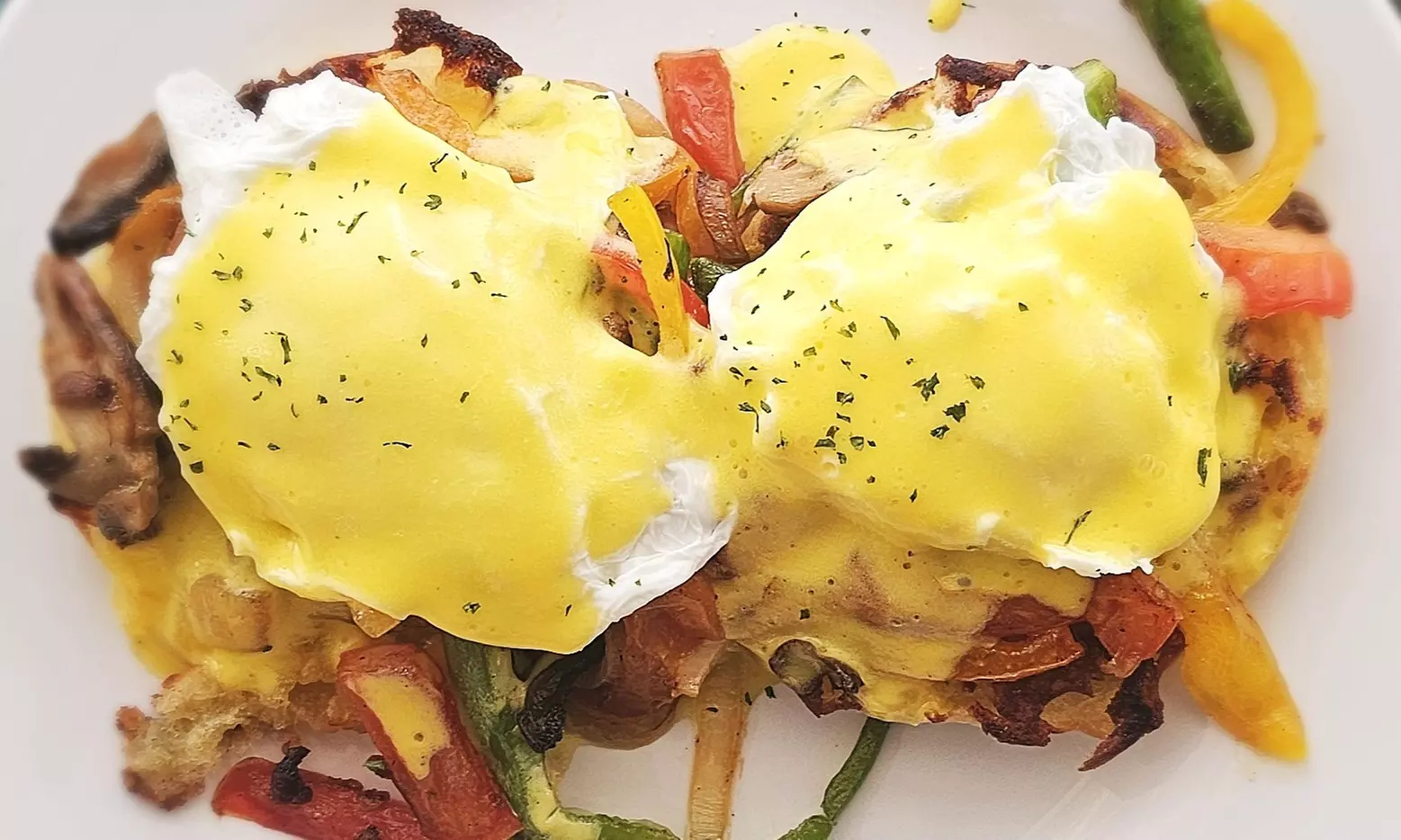 Couples Dinner OR $30 or $60 Voucher Toward Food & Drinks