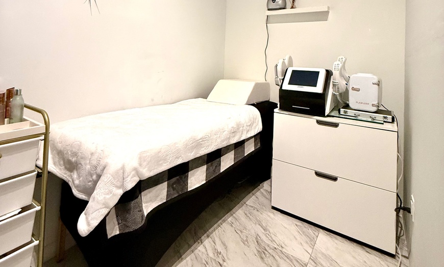 Image 4: Relax with One, Two, or Three Sessions of Lymphatic Drainage Massages