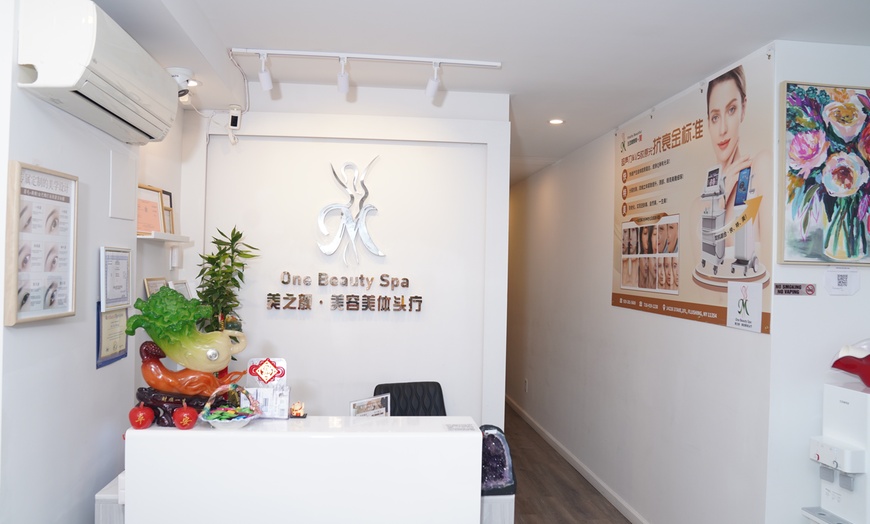 Image 2: Up to 40% Off on Salon - Scalp Care at One Beauty Spa