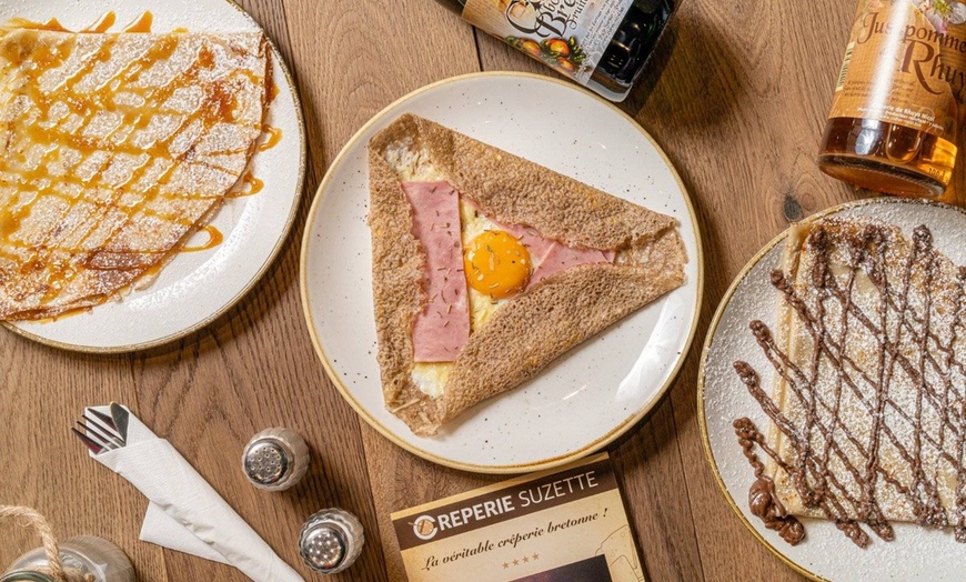 Image 1: Menu galette salée et crêpe sucrée au choix à la Crêperie Suzette 
