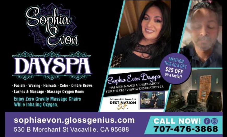 Image 2: Indulge in a 30 or 60-Min Zero Gravity Massage Chair For One or Couples For Total Relaxation (Up to 46% Off)