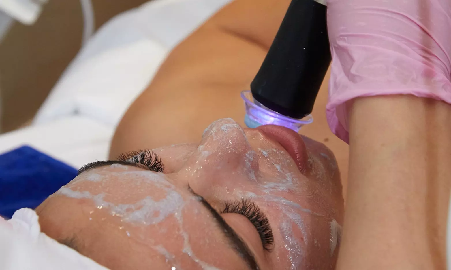 Up to 41% Off on Facial - Chosen by Customer at Four Elements Salon & Spa - Primary Image