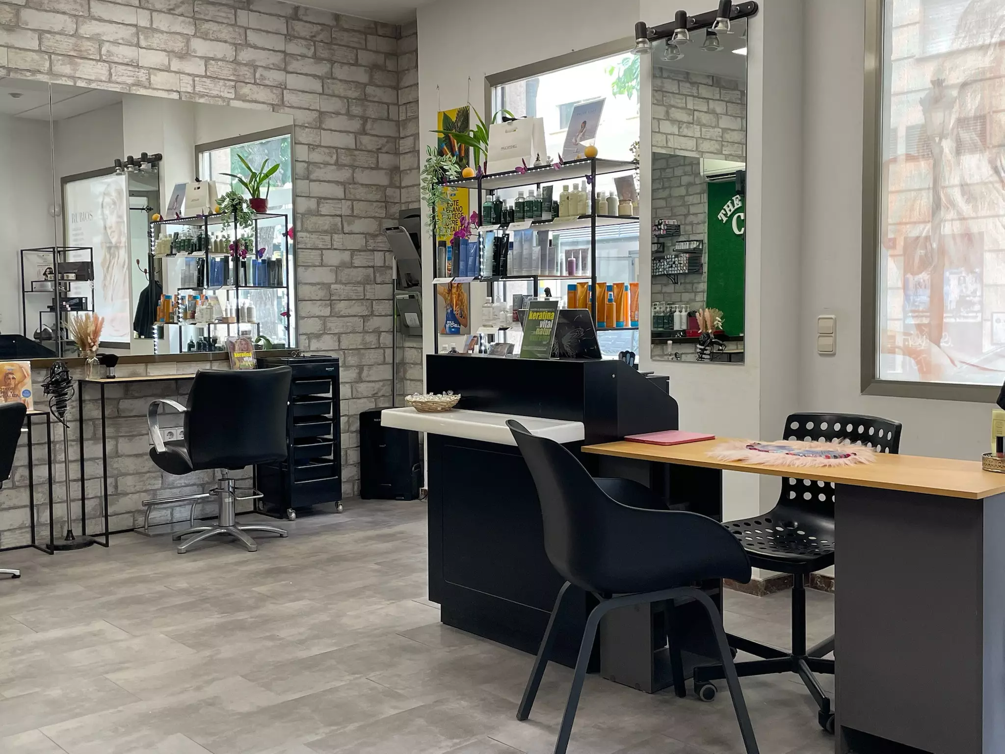 Hasta 55% de dto. en Peinado del cabello en Af Beauty Hair Salon