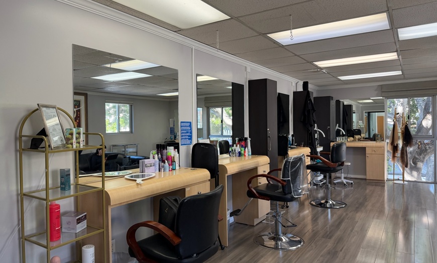 Image 2: Defined Brows: Lamination, Shaping & Tinting Services
