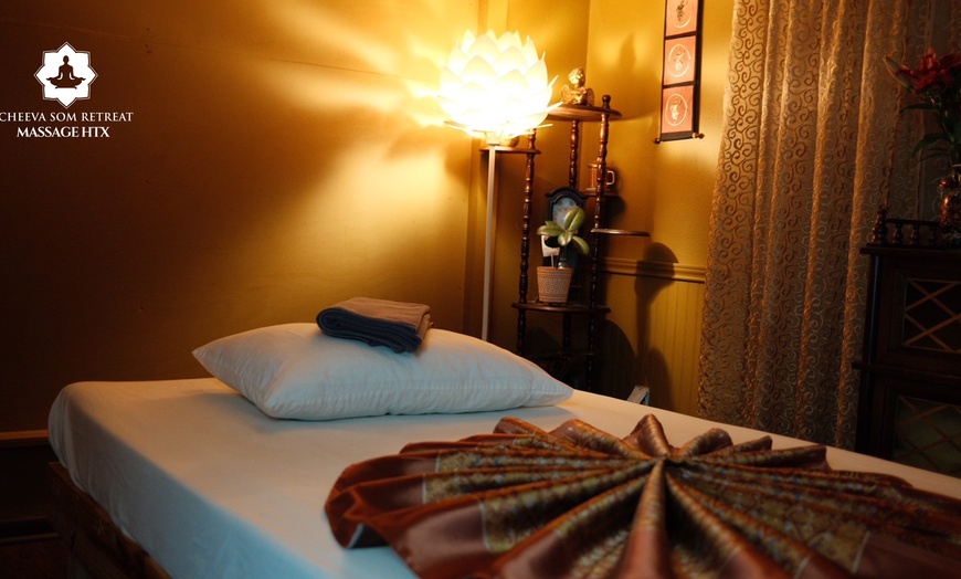 Image 5: Thai Massage for One or Couples at Cheeva Som Retreat