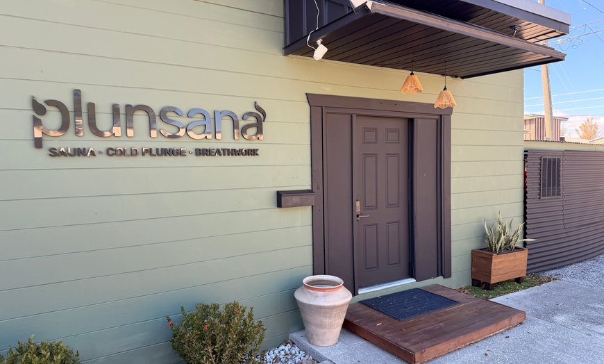 Image 7: Relax with Sauna and Cold Plunge for One or Two