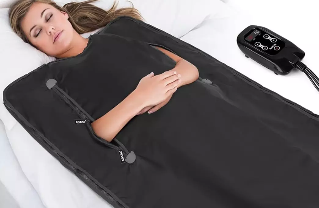 30/60-Min Sauna Bed +Detox Wrap Session (Up to 55% Off) at Beyond Beautiful Spa-Body Sculpting & Teeth Whitening