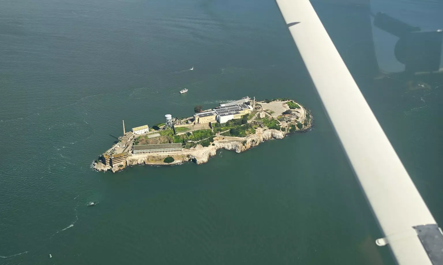 One-Hour Guided Flight Experience – Stockton Metropolitan Airport