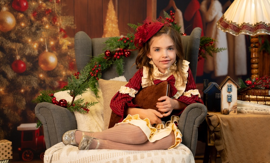 Image 11: Magiczna sesja rodzinna w świątecznej oprawie