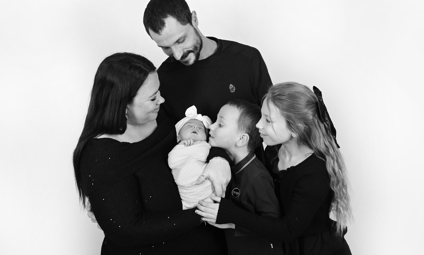 Image 5: Up to 90% Off on Studio Photography at In The Picture 2