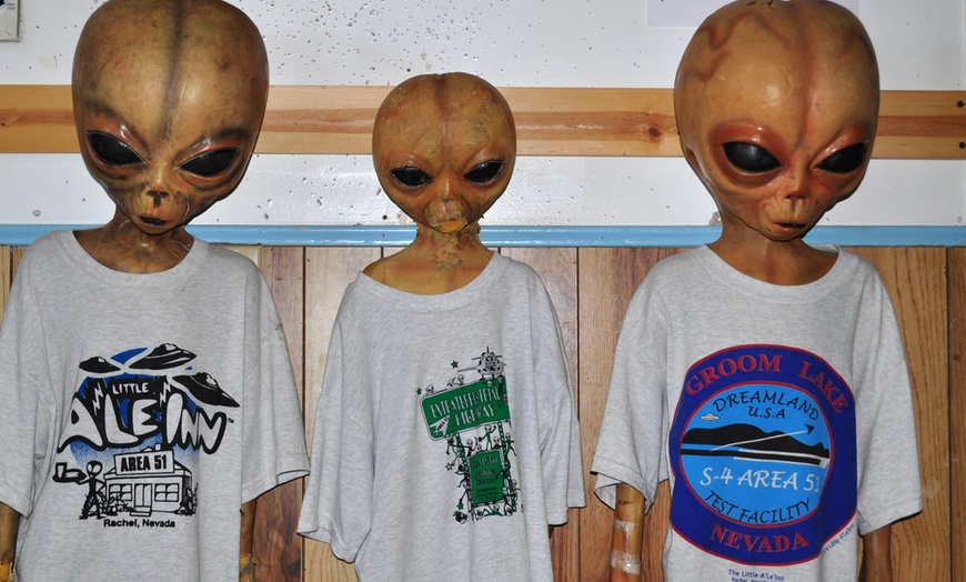 Image 6: Bus Tour from Las Vegas with Adventure Photo Tours | Show Option