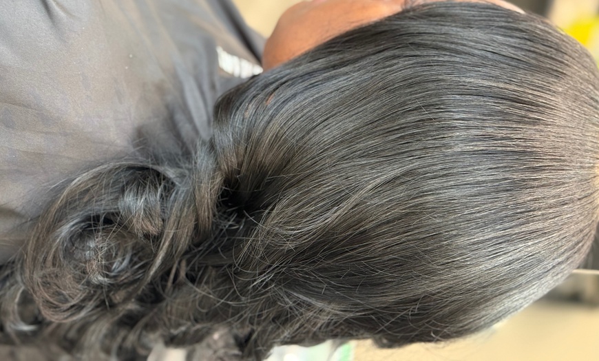 Image 3: Revamp Your Style with Hair Extensions!