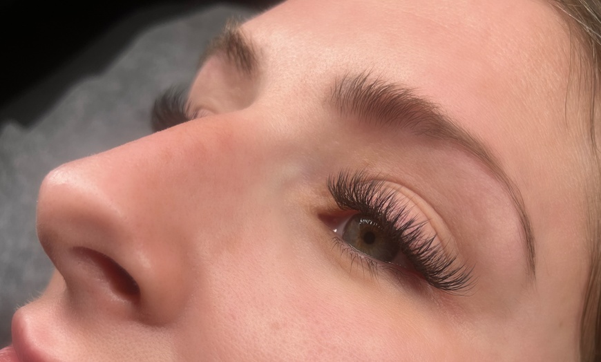 Image 4: Transform w/ Full Set of Volume Eyelash Extensions/Nano Eyebrow Tattoo