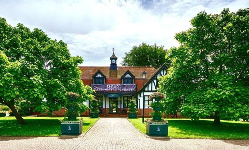 Image 2: Indulge Yourself in Five Plates or Ten Plates for Two