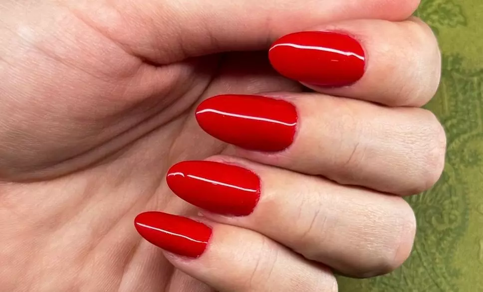 Beauté des mains classique ou avec pose de vernis semi-permanent