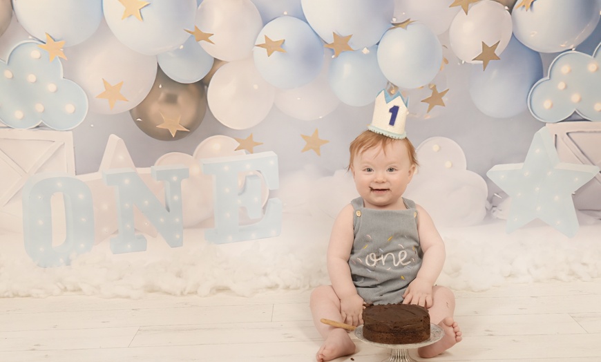 Image 6: Up to 90% Off on Studio Photography at In The Picture 2