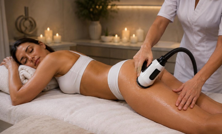 Image 3: Up to 35% Off on Massage - Chosen by Customer at relax Float Spa