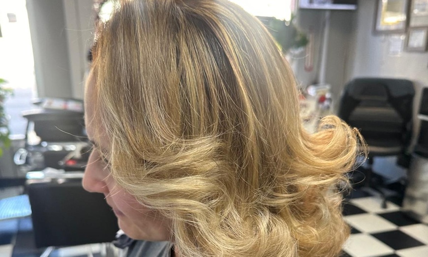 Image 7: Haircut with Deep Conditioning with Partial or Full Highlights