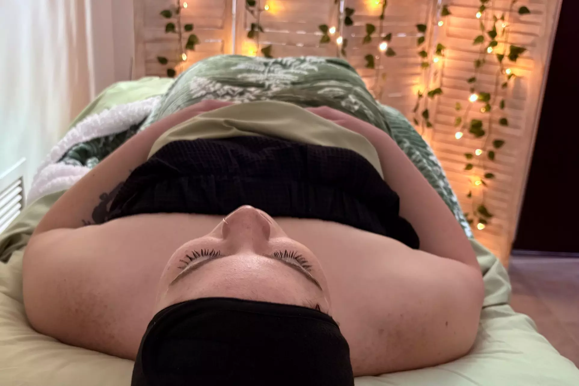 Relax with 90 Minute Therapeutic or Soothing Swedish Massage