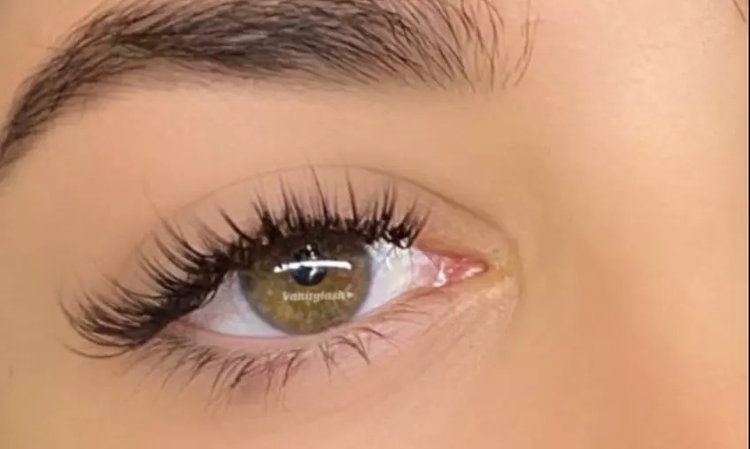 Up to 55% Off on Eyelash Extensions at Jaka lashes