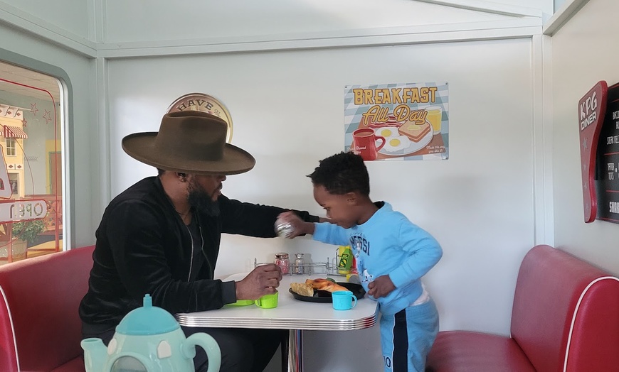 Image 3: Indoor Imaginative Play at Kids Play Gallery – Gaithersburg, MD