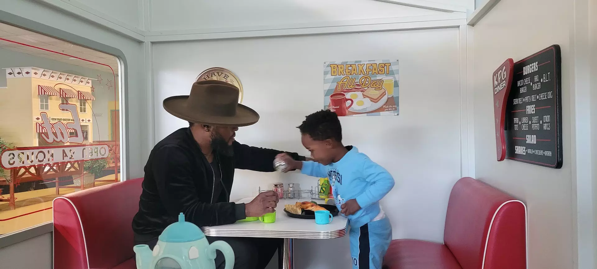 Indoor Imaginative Play at Kids Play Gallery – Gaithersburg, MD