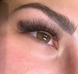 One Full Set of Hybrid Eyelash Extensions - Foreign Lash