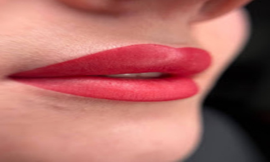 Image 4: Get Effortless Beauty with Permanent Makeup Sessions
