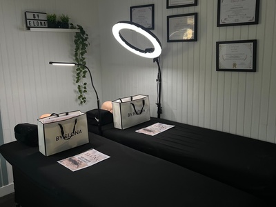 Pose d’extension de cils - cil à cil - BY.ELONA