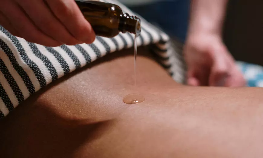 Image 2: 60 or 90 Min Lymphatic Drainage Massage for Weight Loss and Relief