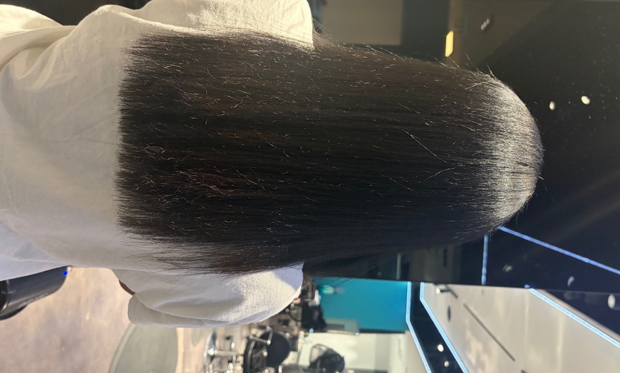 Image 2: Shampoo, Conditioning & Blowout, Retwist or Trim & Natural Style