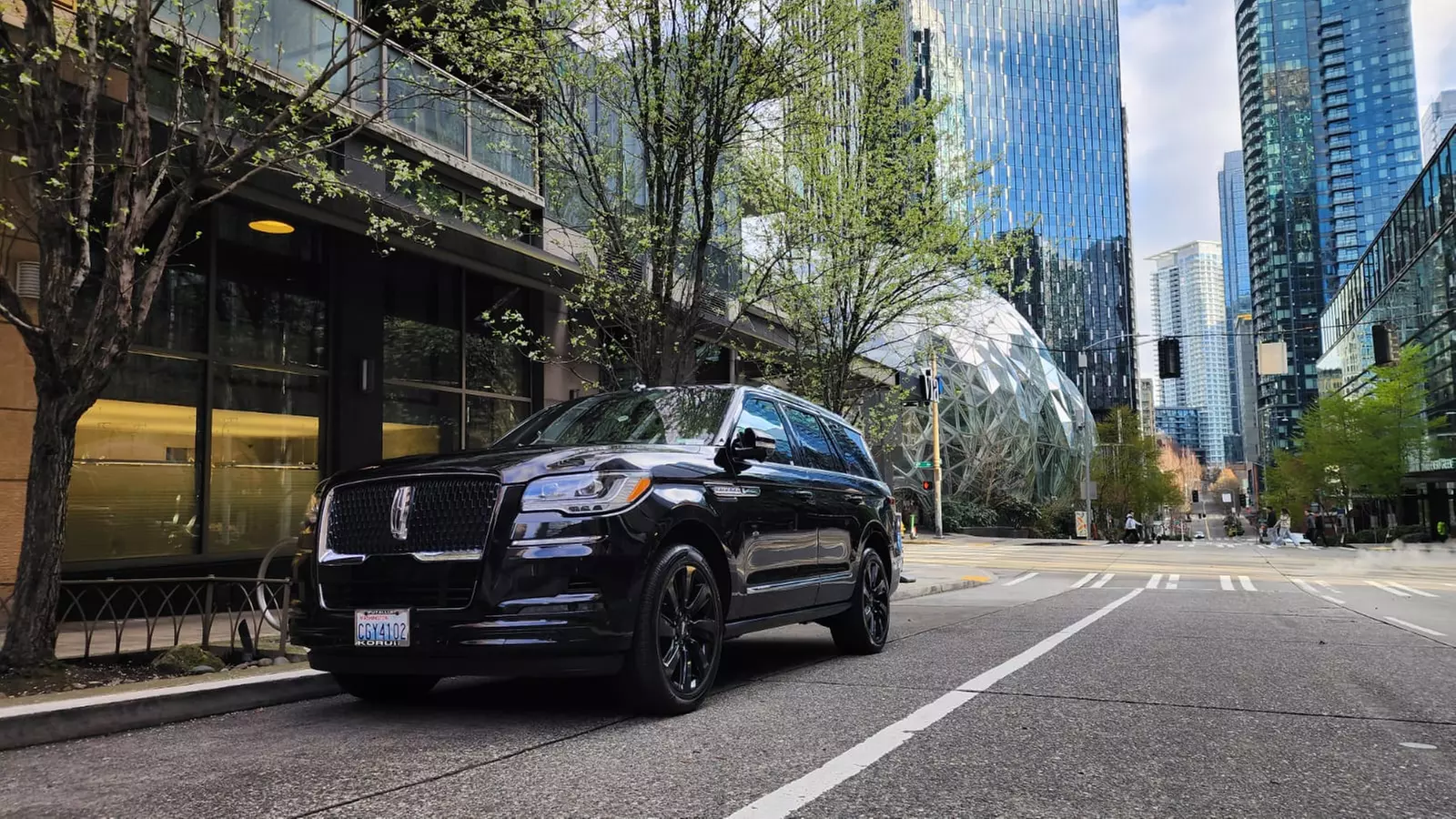 Up to 28% Off on Black Car / Limo / Chauffeur at SUV Seattle Services - Airport Transfer & Limousine Service.