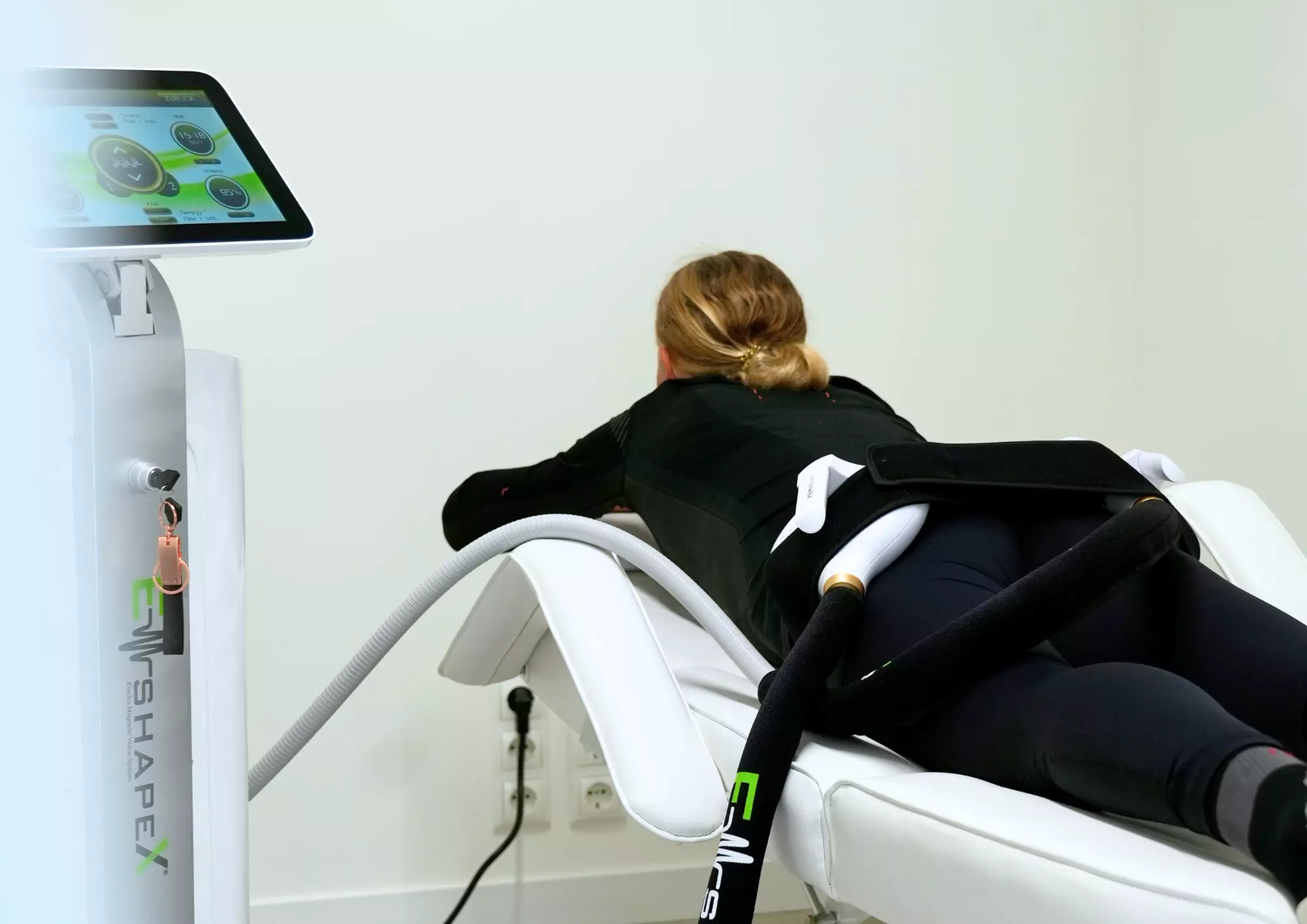 1, 2 oder 3x 20 Min.EmShapeX-Probesitzungen für 1 Person