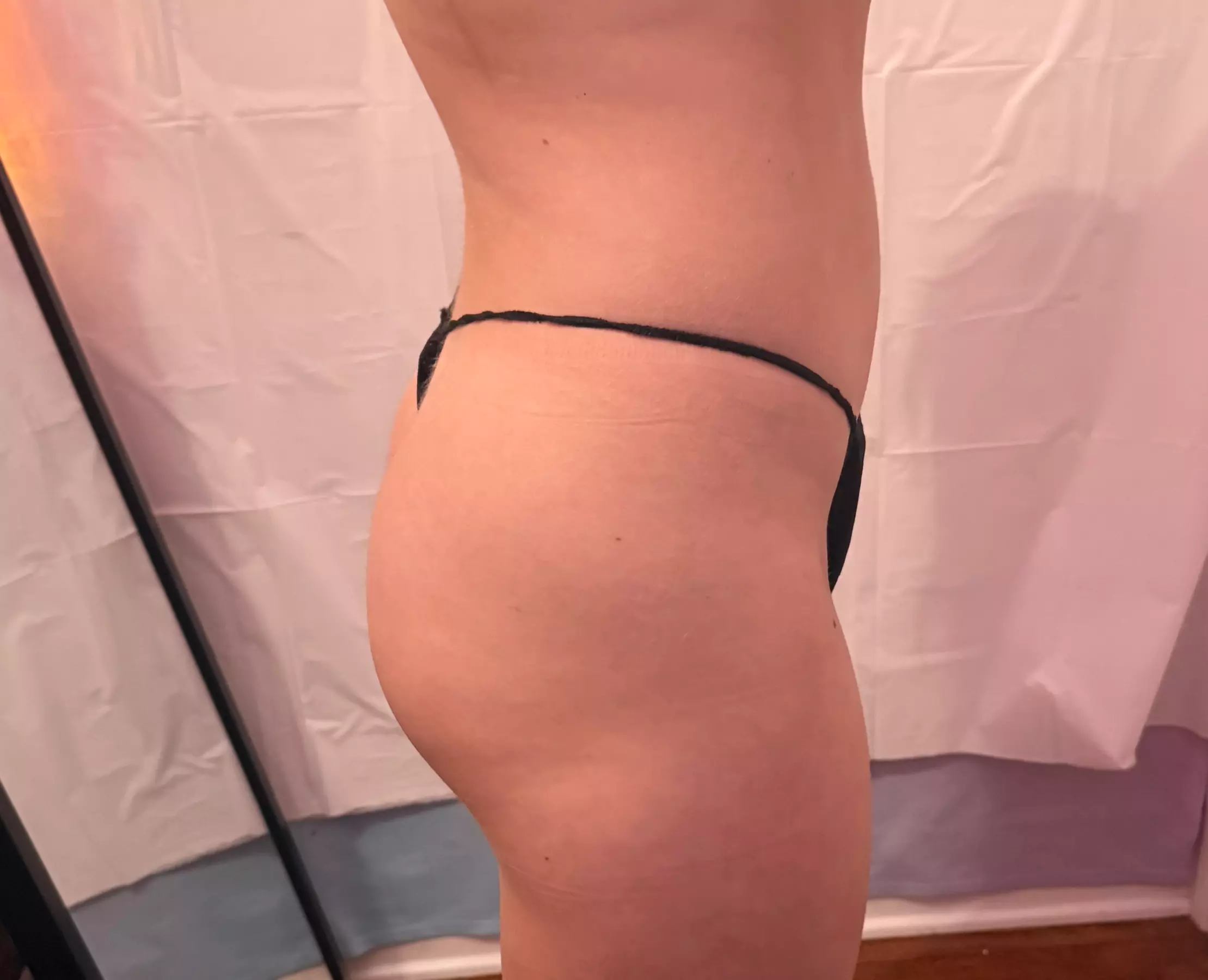 Up to 62% Off on Lipo - Non-Invasive Laser-iLipo at Dolly's Beauty Enterprise