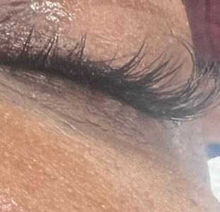 Classic Set Eyelash Extensions - Le'Posh Esthetics