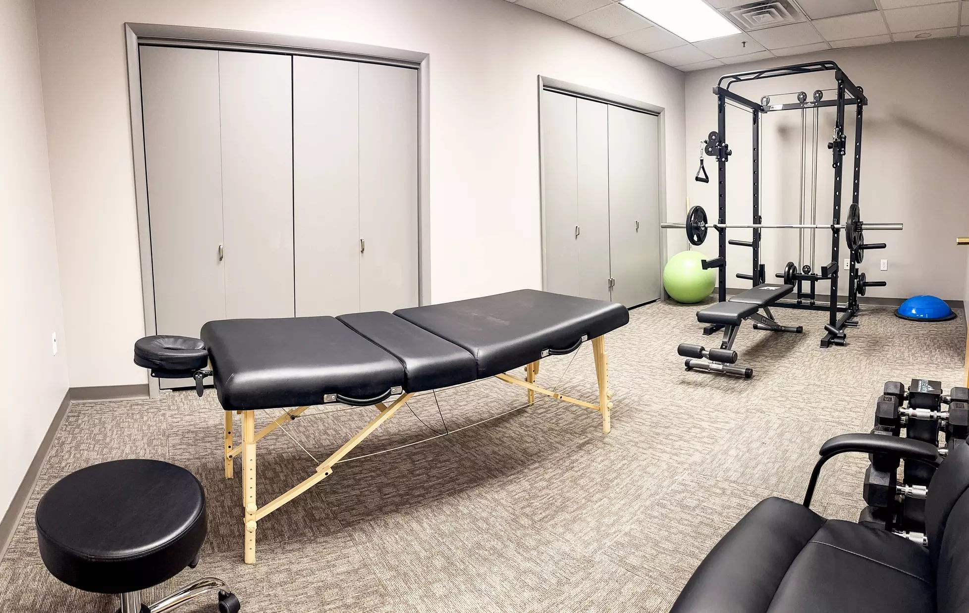 Relax w/  Acupuncture, Massage/Adjustments & Physical Therapy Sessions
