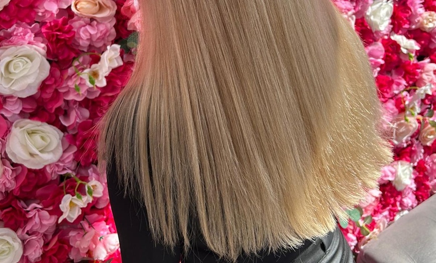 Image 2: Half or Full Head Highlights or Lash Lift & Tint w/w/o Brow Lamination