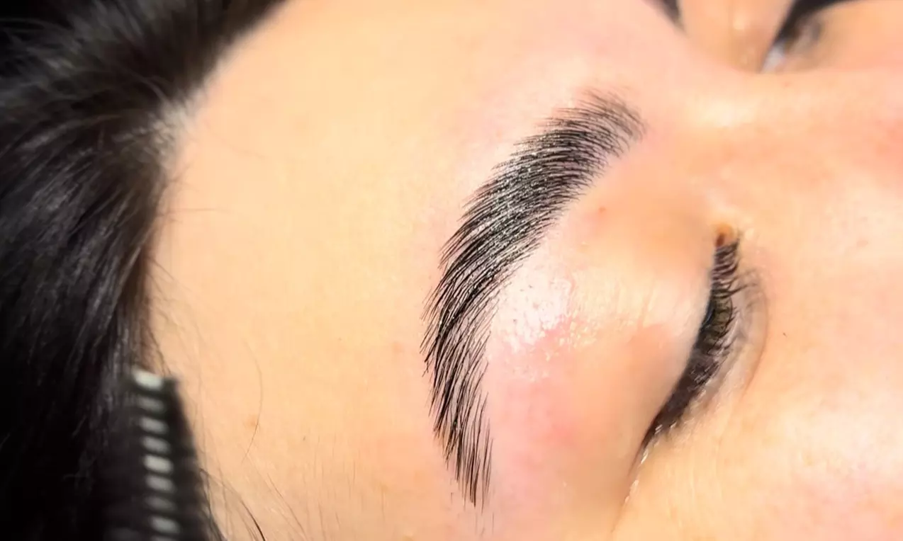 Up to 55% Off on Eyebrow Tinting at Apothek | Aesthetics Lounge