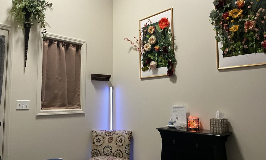 Image 1: 60-Minute Dry Brushing or Third Eye Gemstone Reset and Scalp Massage