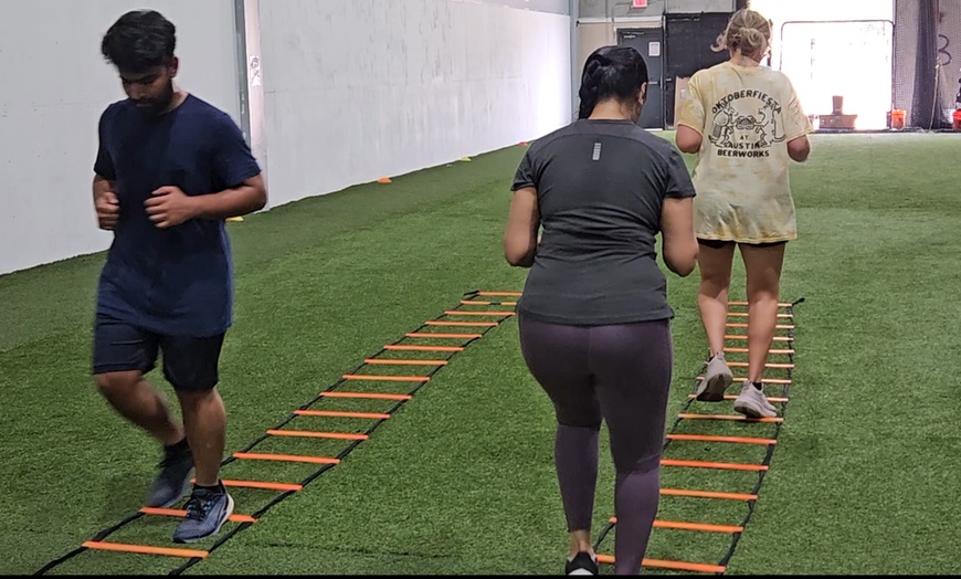 Image 4: 4 or 8 Adult Athletic Group Workout with Intense Training Options 