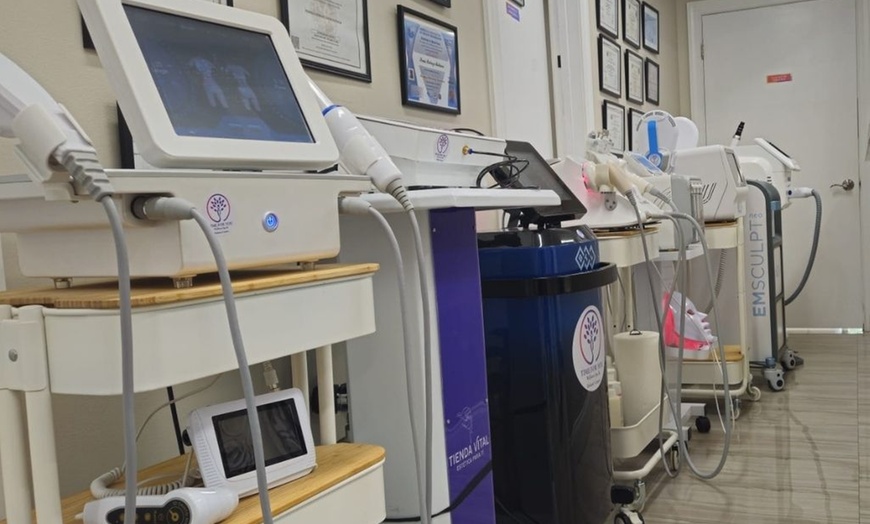 Image 4: Up to 35% Off on Carboxytherapy Treatment at Time for You