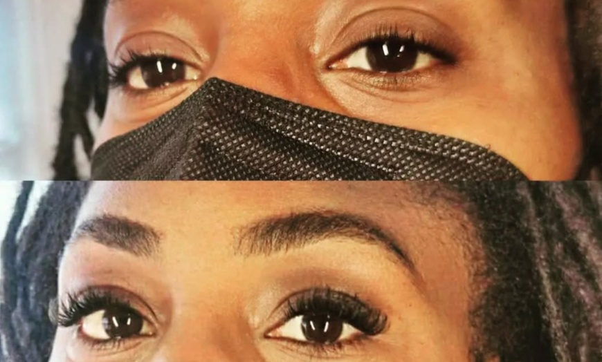 Image 3: Stunning Eyes with Classic or Volume Eyelash Extensions & Fills