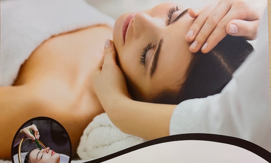 Image 5: Enjoy One 60 or 90-Min Head Therapeutic Massage with Aromatherapy