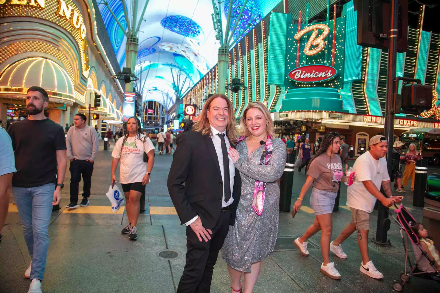 VIP Limo Photo Tour: Iconic Landmarks & Professional Photography