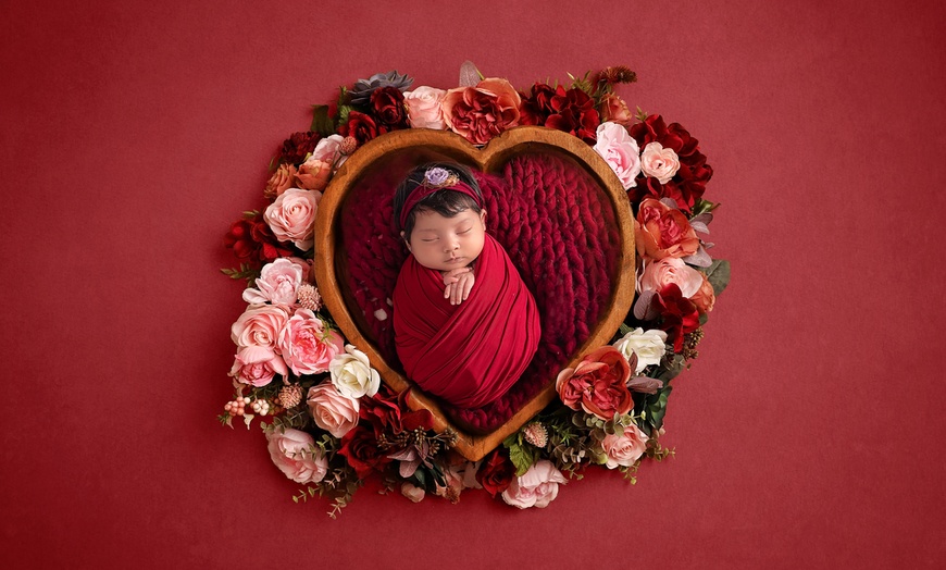 Image 2: Up to 50% Off on Tour - Photography at Focus Queen Photos